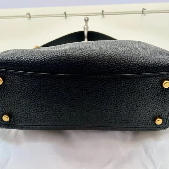 Coach Outlet Shay Crossbody in Black Pebbled Leather - Picture 2 of 14